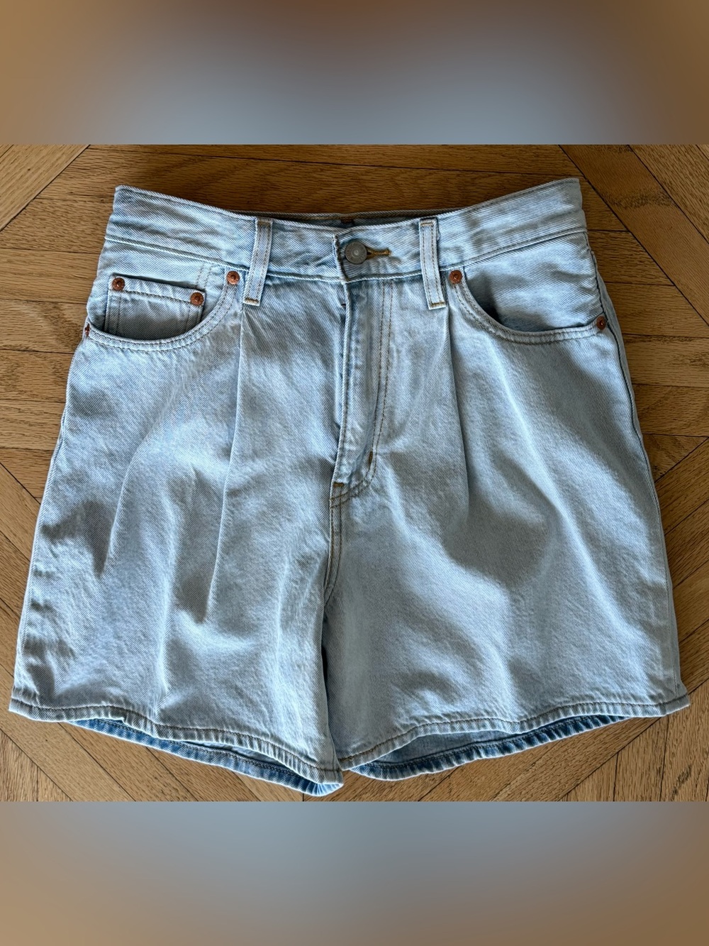 Levi’s Pleated Ribcage Shorts Jean Denim